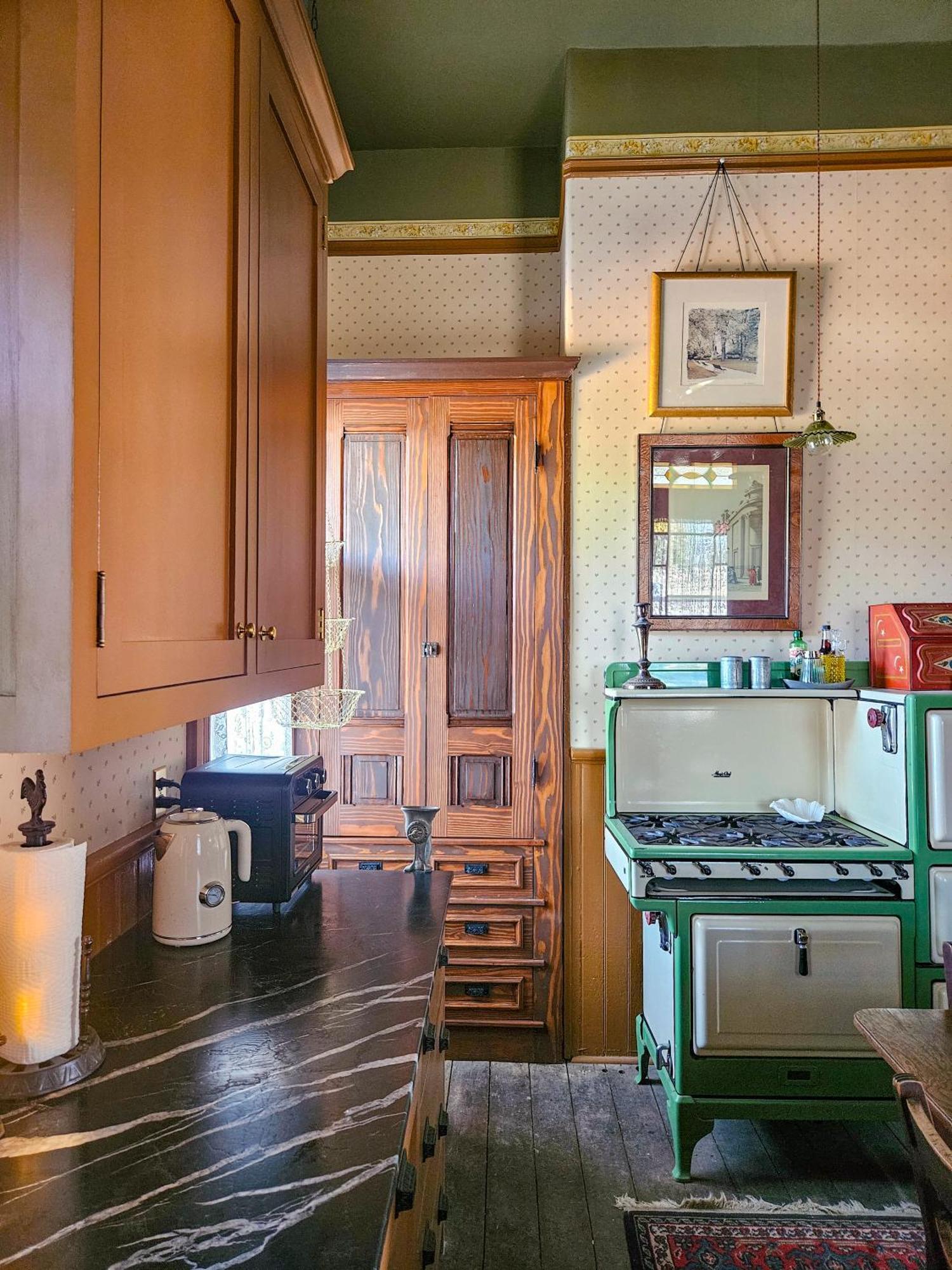 The Jd Hyde Historic Inn Вісалія Екстер'єр фото