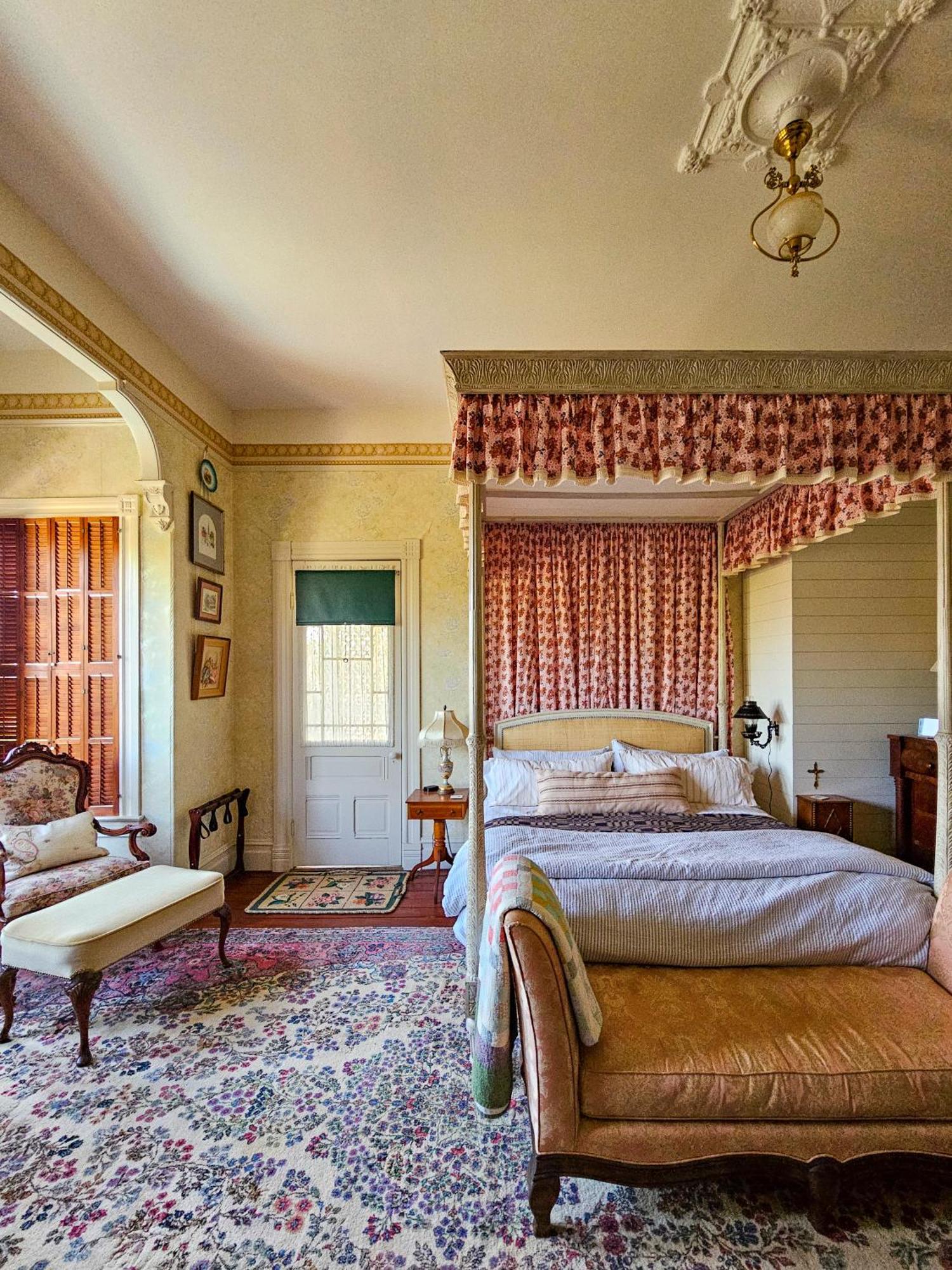 The Jd Hyde Historic Inn Вісалія Екстер'єр фото
