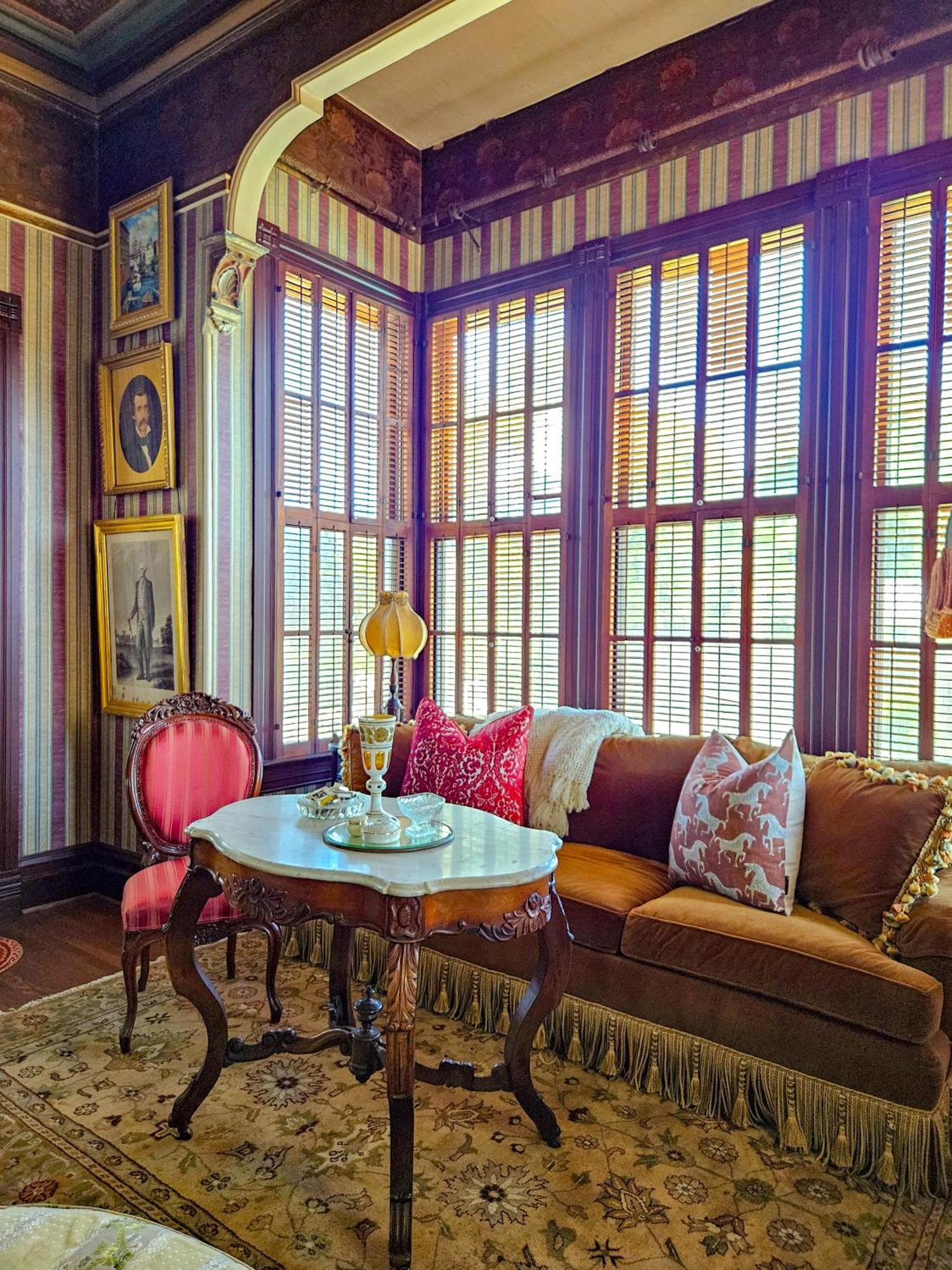 The Jd Hyde Historic Inn Вісалія Екстер'єр фото