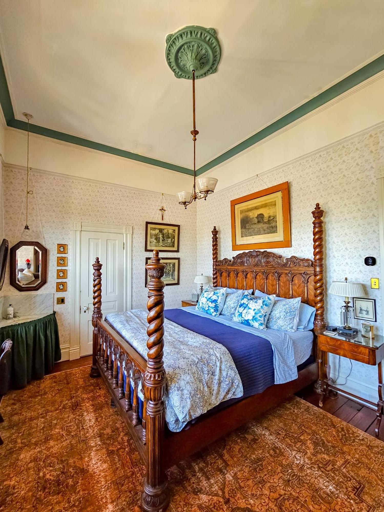 The Jd Hyde Historic Inn Вісалія Екстер'єр фото